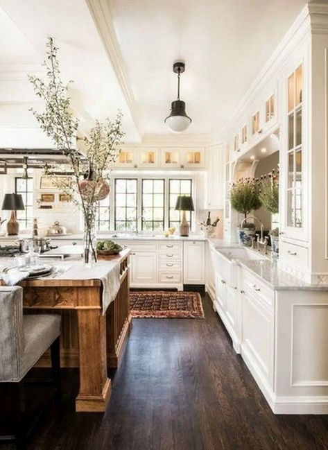 30 Adorable And Creative Kitchen Ideas For Your Home Country Kitchen Designs, French Country Kitchens, Farmhouse Kitchen Design, White Kitchen Design, French Country Kitchen, Interior Modern, Large Kitchen, Kitchen Design Ideas, Decor Minimalist