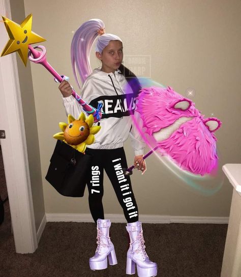 Ariana Grande Fortnite, Ariana Grande Poster, Badass Aesthetic, Disney Princess Wallpaper, I Got This, Music Artists, Ariana Grande, Fortnite, Harajuku