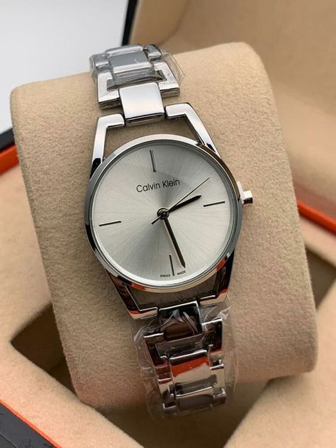 Elevate your everyday routine with a touch of elegance on your wrist. Aesthetic Watches For Women, Watches For Women Classy, Trendy Watches Women, Trendy Watches Women Fashion, Stylish Watches For Girls, Elegant Watches Women, Watches Women Simple, Pretty Watches, Womens Designer Watches