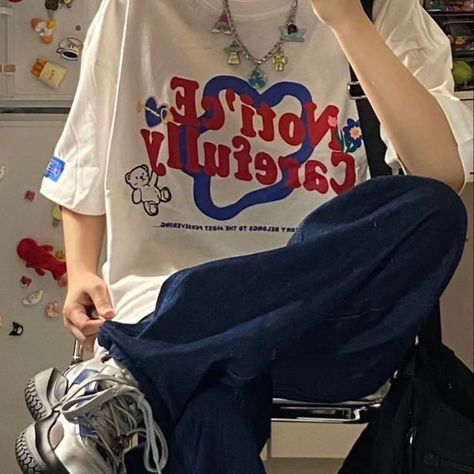 I stole Seungminnie's shoes #ootd #🦝🧃 Baggy Casual Outfit, 40 Kg Aesthetic, Soft Outfits Men, Aesthetic Masculine Outfits, Colourful Streetwear, Party Aesthetic Outfit, Gay Style, Bold Clothing, Hard Fits