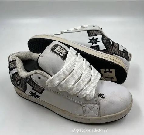 Grunge Sneakers, Affliction Clothing, Mcbling Fashion, Pretty Sneakers, 2000s Clothes, Pretty Shoes Sneakers, Shoes Outfit Fashion, Shoe Wishlist, Shoe Inspo