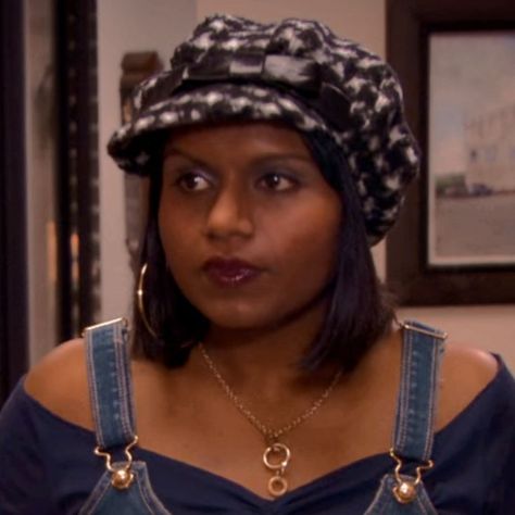 The Office Costumes, Kelly Kapoor, Baby Grinch, Office Icon, Office Themes, Mindy Kaling, Office Colors, Tv Characters, Casual Friday