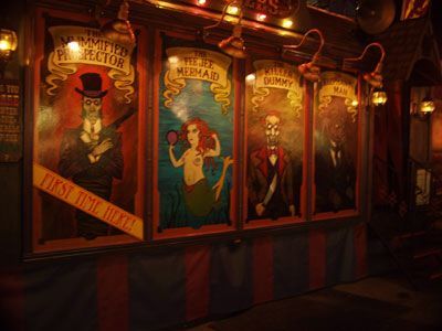 Circus Core, Theatre Bizarre, Haunted Circus, Dark Cabaret, Creepy Circus, Welcome To The Circus, Dark Carnival, Halloween Circus, Circus Aesthetic