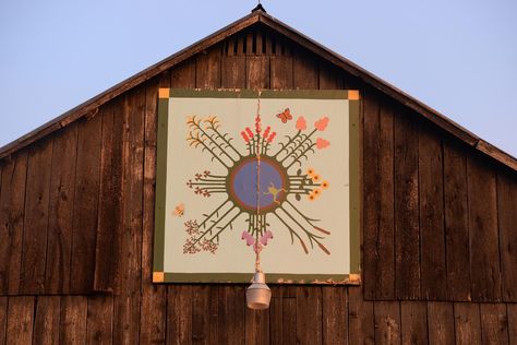 In giving folks directions to our farm, I always say "Look for the big black tobacco barn with a barn quilt."  Now it's a barely black b... Barn Quilts For Sale, Quilt Meaning, Chicken Barn, Mini Barn, Bat House, Porch Sitting, Painted Barn Quilts, Barn Dance, Barn Quilt Designs