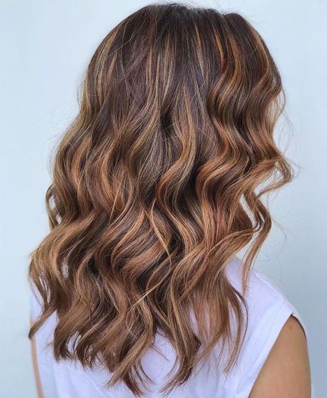 Chocolate and Caramel Brown Hair Highlights Rose Brunette, Brown Hair With Caramel, Caramel Brown Hair, Warm Highlights, Brown Hair With Caramel Highlights, Mom Hair, Chestnut Hair, Highlights Curly Hair, Highlights Color