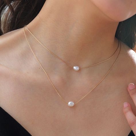 Double Layered Pearl Necklace #men #press #for #king #Care #night #protectror #casual #Foot #sunglasses Layered Pearl Necklace, نظارات شمسية, Pearl Choker Necklace, Jewelry Making Charms, Trendy Necklaces, Bridesmaid Necklace, Chain Choker Necklace, Pearl Pendant Necklace, Pearl Charms