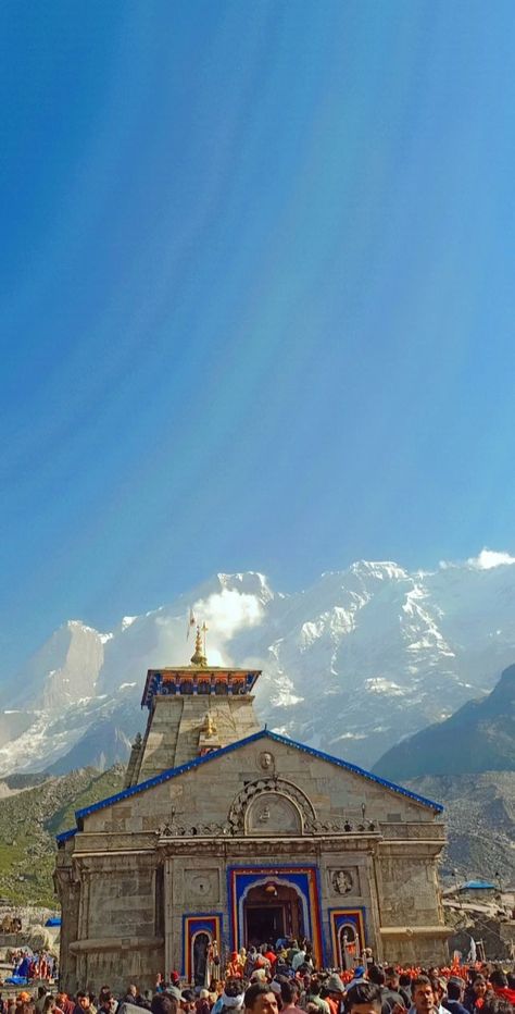 #mahadev #lordshiva #god
#himalayas #beautifulplace
#dreamplace #blessed Lord Shiva Temple, Kedarnath Temple, Shiva Temple, Dr Marvel, Anime Music Videos, Cartoon Love Photo, Hanuman Images, Sky Photography Nature, Lord Shiva Hd Wallpaper