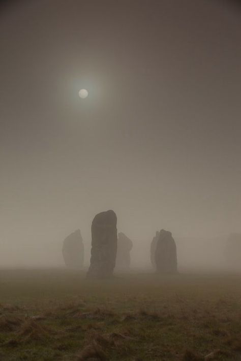 Avebury Henge. A meeting of the village elders. Peter Hulance Photography Foggy Field, Standing Stone, The Fog, Stonehenge, Magical Places, At Night, The Middle, Landscape Photography, Monument