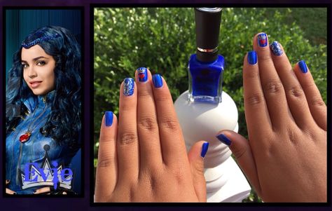 Disney Descendants Evie Inspired Manicure, Seche Ambitious Descendants Nails For Kids, Evie Descendants Nails, Mal Descendants Nails, Descendants Nail Art, Descendants Nails, Y2k Baddie Aesthetic, Descendants Evie, Disney Descendants Mal, Evie Descendants