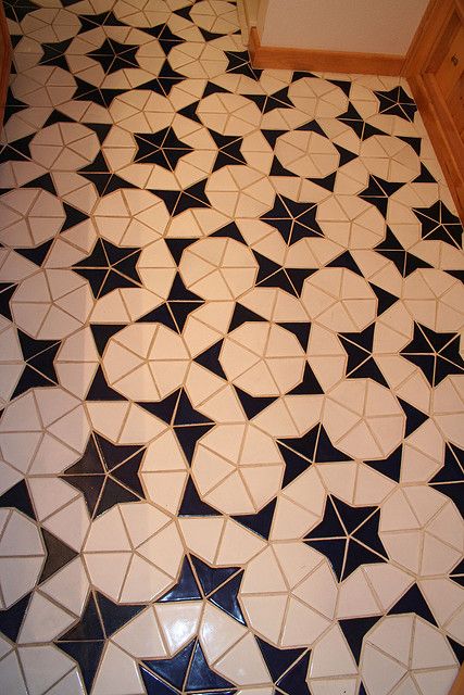 Penrose Tiling | Flickr - Photo Sharing! Penrose Tiling Floor, Pentagon Tessellation, Architecture Math, Penrose Tiles, Penrose Tiling, Tiled Quilt, Blackwork Patterns, English Paper Piecing Quilts, Moroccan Tile