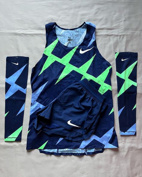 Running Jersey, Gym Wear Men, Dream Interior, Sport Clothes, Arm Sleeves, Nba Jersey, Running Shirts, Team Usa, Jersey Design