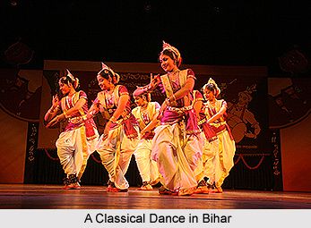 3.14.Bihar classical dance Bihar Culture, Royal Enfield Wallpapers, Kathak Dance, Dance Of India, Indian Classical Dance, Folk Songs, Dance Images, Festivals Of India, Classical Dance