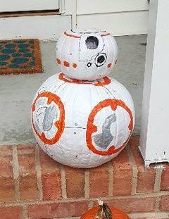 Iron Man Pumpkin, Star Wars Pumpkin, Pumpkin Masters, Halloween Pumpkin Stencils, Parts Of A Pumpkin, Star Wars Bb8, Pumpkin Contest, Pumpkin Projects, Bb 8