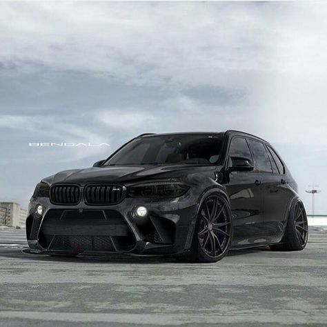 Blacked Out Slammed BMW X5 E60 Bmw, Bmw X5m, Black Bmw, Carros Bmw, Bmw E21, Rolls Royce Motor Cars, Customised Trucks, Bmw Performance, Bmw X5 M