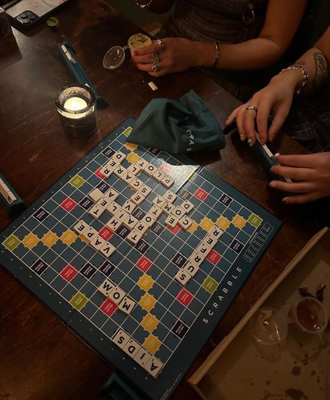 Scrabble Aesthetic, Talking Aesthetic, Monica Geller Aesthetic, Chanel Orange, Nautical Aesthetic, Monica Geller, Friends Aesthetic, John Green, Feeling Sick