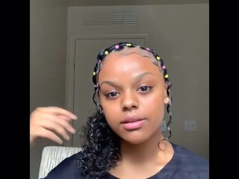 Hairstyles Tied, Tied Up Hairstyles, Curly Hair Videos, Curly Hair Tutorial, Edges Hair, Cute Curly Hairstyles, Girls Natural Hairstyles, Slick Back, Natural Curls Hairstyles