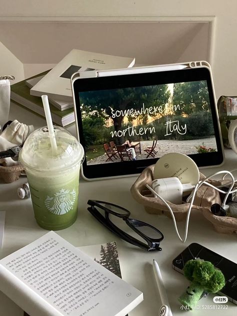 Green Work Aesthetic, Green Lifestyle Aesthetic, Green School Aesthetic, Green Study Aesthetic, Study Board, Study Motivation Inspiration, Healthy Lifestyle Inspiration, Studying Inspo, Study Hard