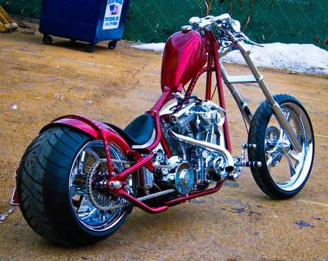 Triumph Chopper, Sportster Chopper, Custom Motorcycles Bobber, Dog Pitbull, Biking Diy, Custom Street Bikes, Picture Mix, Harley Davidson Bike, Custom Chopper