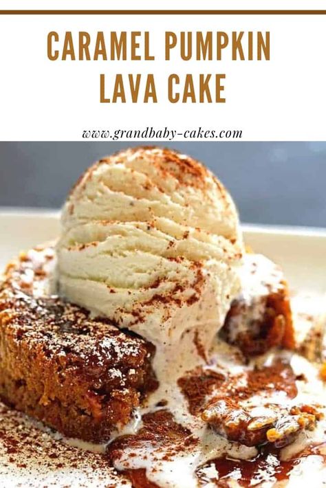 Pumpkin Lava Cake Recipe, Pumpkin Cake Recipes Easy, Best Thanksgiving Desserts, Lava Cake Recipe, Thanksgiving Desserts Kids, Caramel Pumpkin, Fun Thanksgiving Desserts, Lava Cake Recipes, Thanksgiving Desserts Easy