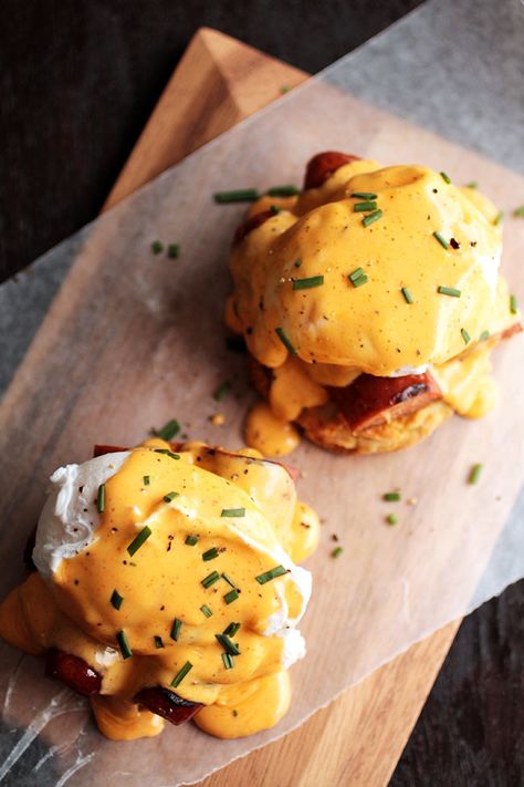 Cajun Eggs Benedict – twist on a breakfast classic! Cajun Eggs, Egg Benedict, Breakfast And Brunch, Hollandaise Sauce, Egg Muffins, Cajun Recipes, Egg Breakfast, Gordon Ramsay, Breakfast Brunch Recipes