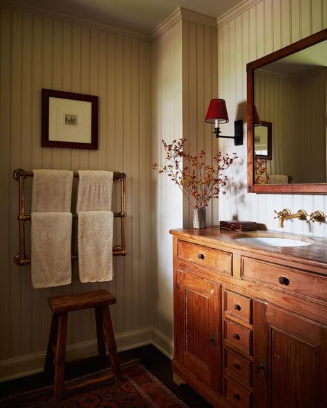 Hadley Wiggins on Instagram: “Country bath by HW - Antique cabinet turned vanity - Images by @timlenzphoto Florals by @navanel” Hadley Wiggins, Country Baths, Cottage Bathroom, Modern Cottage, Antique Cabinets, Upstairs Bathrooms, Bathroom Renos, May 23, Interior Inspo