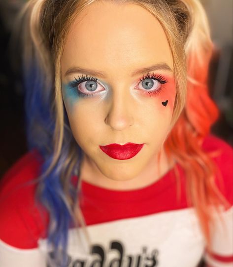 Harley Quinn Face Makeup, Kids Harley Quinn Makeup, Thing One And Thing Two Makeup, Harley Quinn Makeup Kids, Simple Harley Quinn Makeup, Trucco Harley Quinn, Harley Queen Maquillaje, Harely Quinn Makeup, Easy Harley Quinn Makeup