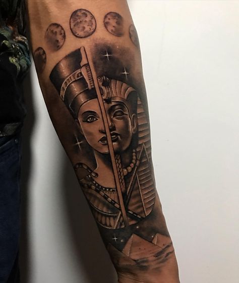 Half king tut and half nefertiti portrait tattoo Ancient Egyptian Tattoos For Women, Queen Nefertiti And King Tut Tattoo, 1991 Stomach Tattoo, Mens Egyptian Tattoo, Ancient Egyptian Tattoo Sleeve, Egyptian Tattoo Sleeve Women, Egpty Gods Tattoo, Egyptian King Tattoo, Nefrititi Tattoo