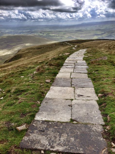 The slow walk on Yorkshire Three Peaks - Pen-y-ghent Yorkshire Three Peaks, Yorkshire Dales National Park, Lake District England, Hiking Europe, Country Walk, Nature Scenery, Walking Paths, Book Author, Quotes Design