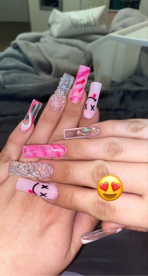 Crystal handdrawn design smiley face rhinestones marble pink acrylic set Smiley Face Nails Coffin, Braided Nails Design, X Smiley Face Nails, Square Coffin Acrylic Nails, Pink Smiley Face Nails, Pink Acrylic Set, Smiley Face Nails, Coffin Acrylic Nails, Dior Nails