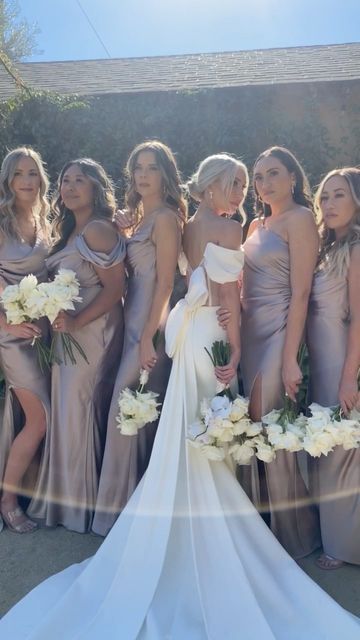 W O V E N + R E V E L on Instagram: "bride tribe✨ Photo: @sydneymarie.co Video: @colingoodman Planner: @wovenandrevel Venue: @treposti_events Rentals: @theonicollection + @brighteventrentals Signage: @andimejiaco Florist: @bloomsbymorgan Bride: @katkjohnson Groom: @michael5johnson Wedding dresses / all looks: @oneandonlybridal_ #weddinginspiration #weddingdress #weddinglook #bridallook #bride #thatgirl #bridesmaids #bridesmaidsdresses #weddingdress" Palm Springs Wedding, Warm Spring, Bride Tribe, Brides And Bridesmaids, Wedding Looks, Bridal Looks, Wedding Photo, Photo Ideas, Florist