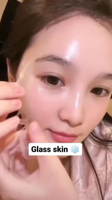 Skin Glow Tips, Korean Glass Skin, Remedies For Glowing Skin, Skin Care Pictures, Diy Cream, Face Skin Care Routine, Clear Healthy Skin, Diy Skin Care Routine, Natural Face Skin Care