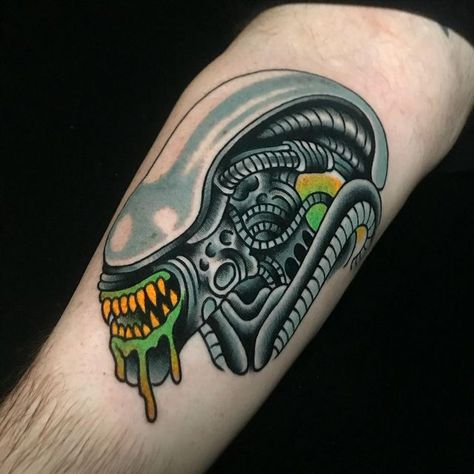 Terminator Tattoo, Monster Tattoo, Alien Movie, H.r. Giger, Movie Tattoo, Movie Tattoos, King Tattoos, Traditional Tattoo Sleeve, Hand Tats