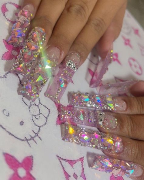 Junk Nail Designs, Y2k Nail, Junk Nails, Retro Nails, Punk Nails, Long Acrylic Nail Designs, Glamorous Nails, Exotic Nails, Really Cute Nails