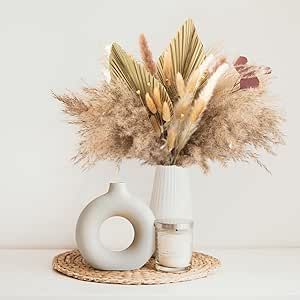 Floral Arrangements Boho, Kitchen Vase, Brown Pampas, Palm Fan, Bouquet Dried Flowers, White Pampas, Dried Palm Leaves, Wedding Floral Arrangements, Dried Flowers Bouquet