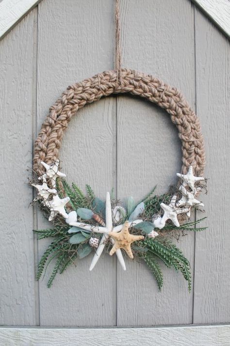 Beach Christmas Decorations, Coastal Wreath, Nautical Wreath, Coastal Christmas Decor, Shell Wreath, Beachy Christmas, Nautical Christmas, Door Diy, Beach Wreath