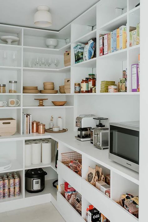 Pantry Layout, House Pantry, Pantry Inspiration, Pantry Room, Desain Pantry, Pantry Remodel, Pantry Shelving, Pantry Closet, California Closets