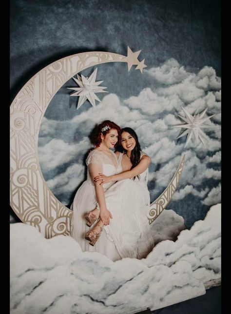 Moon Wedding Theme, Star Themed Wedding, Celestial Wedding Theme, Galaxy Wedding, Starry Night Wedding, Creative Backdrops, The Moon And Stars, Moon Wedding, Celestial Wedding