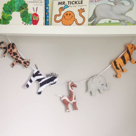 Are you interested in our safari garland? With our zoo bunting you need look no further. Safari Garland, Quirky Nursery, Large Garland, Paper Plate Animals, Felt Hair Bows, Safari Room, Invisible Thread, Restoration Hardware Baby, Safari Theme Nursery