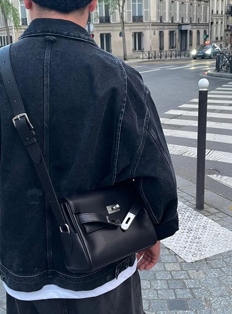 Hermes Bag Men, Men’s Birkin Bag, Hermes Men Bag, Luxury Men's Shoulder Bag With Bill Compartment, Masculine Accessories, Hermes Halzan, Hermes Canvas Backpack, Men's Bags, Mens Summer