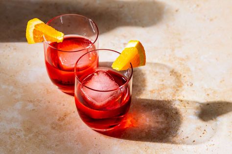 These easy, flavorful nonalcoholic cocktails use ingredients including non-alcoholic Campari, verjus, infused syrups, brewed tea and coffee, and citrus juices. Here's how to make great alcohol-free cocktails for anyone. Nonalcoholic Cocktails, Peruvian Drinks, Alcohol Free Cocktails, Sencha Tea, Herbal Tonic, Gross Food, Non Alcoholic Wine, Perfect Summer Drink, Non Alcoholic Cocktails