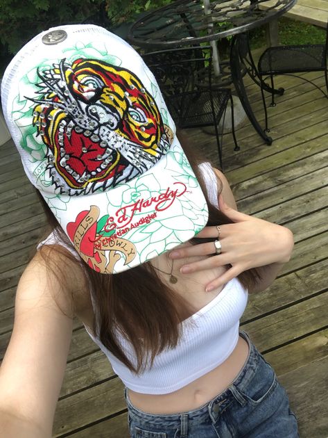 Ed Hardy Hat Outfit, Ed Hardy Hat, Rhinestone Hats, Y2k Cap, Y2k Hats, Trucker Hat Outfit, Hat Y2k, Trendy Outfits Inspiration, Swag Hats