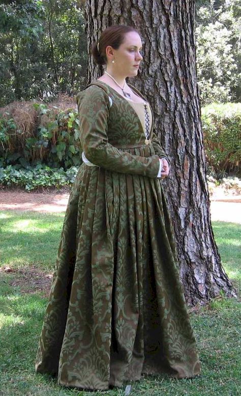 Gamurra Gown, Florentine Gown, 15th Century Clothing, Society For Creative Anachronism, Tudor Fashion, Medieval Garb, Sca Garb, Italian Dress, Gown Inspiration