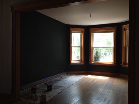 Farrow and Ball Black Blue walls with Oak Wood Trim.  Farrow and Ball Calluna on the ceiling Black Walls Oak Trim, Wood Trim Black Walls, Bedroom Wood Trim, Farrow And Ball Black, Amrita Shergill, Oak Wood Trim, Natural Wood Trim, Dark Blue Bedroom, Dark Blue Bedrooms