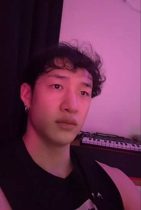 🥐🐺 on Twitter: "Missing Bangchan’s bare face and his curly hair https://t.co/9xFmK6uqXx" / Twitter Bare Faced Chan, Straykids Without Makeup, Bare Face Bangchan, Chan Bare Face, Seungmin Bare Face, Seungmin Without Makeup, Bang Chan Without Makeup, Bangchan Without Makeup, Bang Chan No Makeup