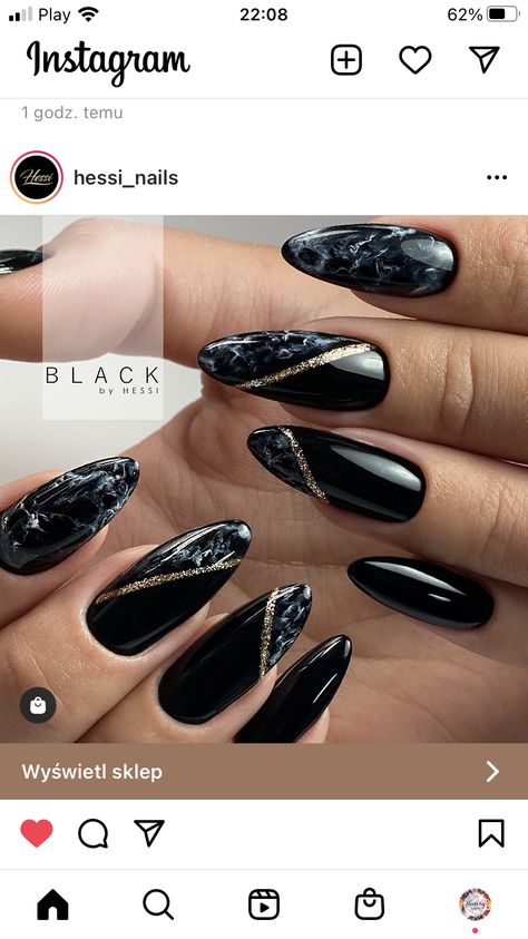 Marble Nails Christmas, Glamorous Black Nails, Black Naildesign, Black Gold Silver Nails Art Designs, Black Nails Gothic Design, Nail Art Gris, Black Geode Nails, Nail Art Gothic Dark Beauty, Gold Gel Nails