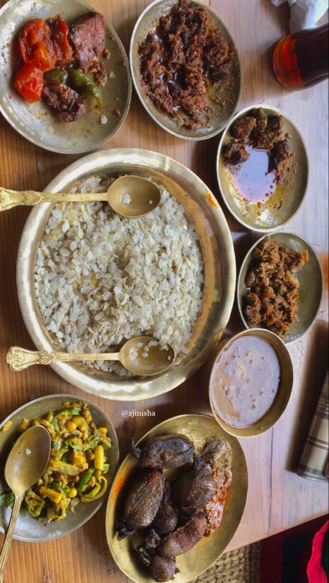 Nepal Food, Nepali Food, Travel Nepal, Nepal Culture, Restaurant Ideas, Nepal Travel, Snap Chat, Fake Pictures, Food Restaurant