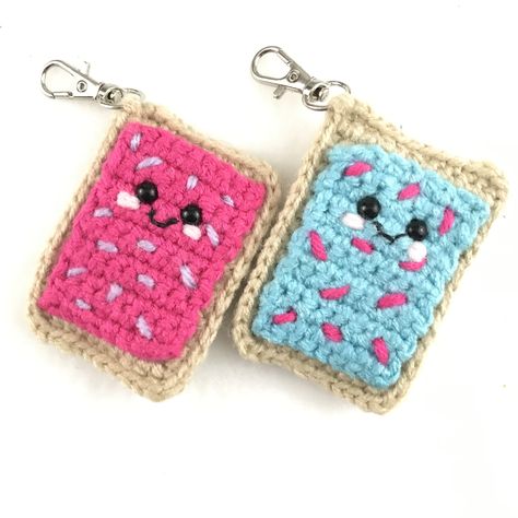 Crochet Pop Tart Keychain, Crochet Pop Tart Keychain Free Pattern, Crochet Poptart Keychain Pattern, Pop Tart Crochet Pattern Free, Fast Crochet Keychain, Crochet Pop Tart Free Pattern, Crochet Random Acts Of Kindness Patterns, Pop Tart Crochet Pattern, Crochet Poptart Free Pattern