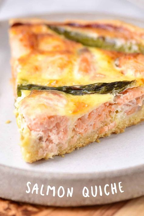 Quiche is a fancy tart with a buttery crust and a rich, creamy filling. This salmon variation is easy to make and flavorful, and an excellent dish for brunch, a light lunch, potlucks and picnics. Top it with asparagus or leave it plain. It can be made ahead and refrigerated or frozen for a month. Muffin Tin Quiche, Quiche Crust, Salmon Quiche, Tarts Crust, Savory Tart, Egg Dish, Quiche Recipes, Great Appetizers, Crust Recipe