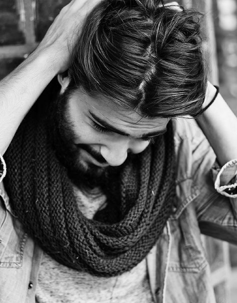 devran taskesen. Devran Taskesen, Men With Beards, White T Shirts, Man Bun, T Shirt And Jeans, Long Hair Styles Men, Beards, Bearded Men, Male Models