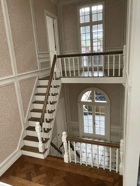 Doll House Stairs, Dollhouse Stairs, Dollhouse Staircase, Dollhouse Interior, Dollhouse Interiors, Dollhouse Building, House Renovation Projects, Doll House Plans, Mini Doll House